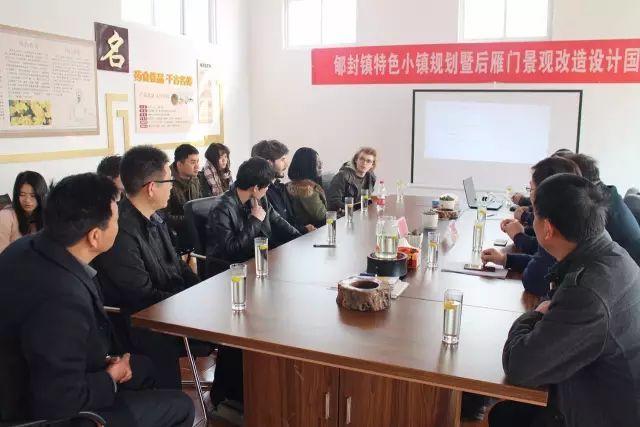 一批批參觀團(tuán)為何頻頻到云臺(tái)冰菊基地參觀？